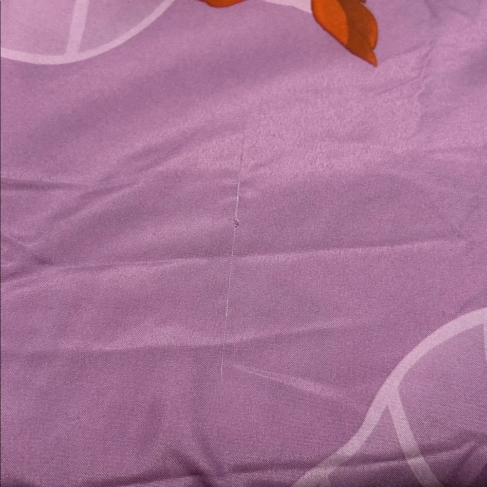 Minnie Mouse Toddler Bed Comforter and 3 piece sheet set for Toddler Bed. EUC